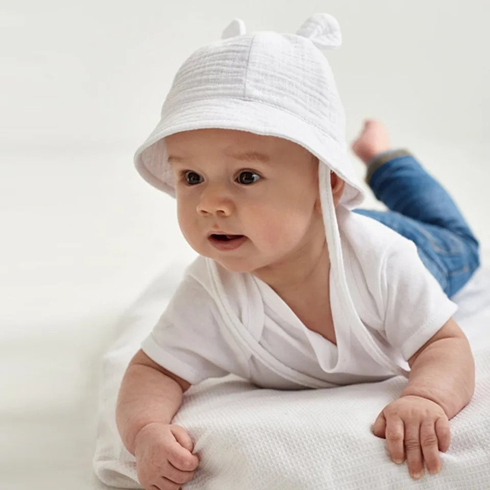 White infant store sun hat