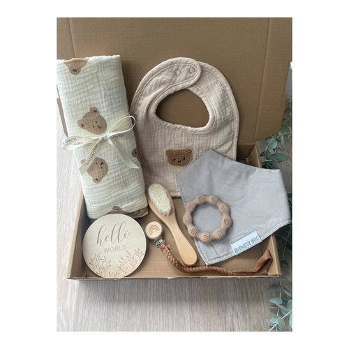 Unisex new baby gift box